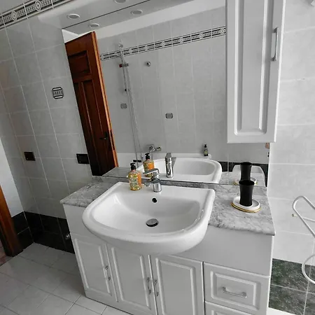 Apartment Casa Dei Nipotini Con Posto Auto Riservato Paganica